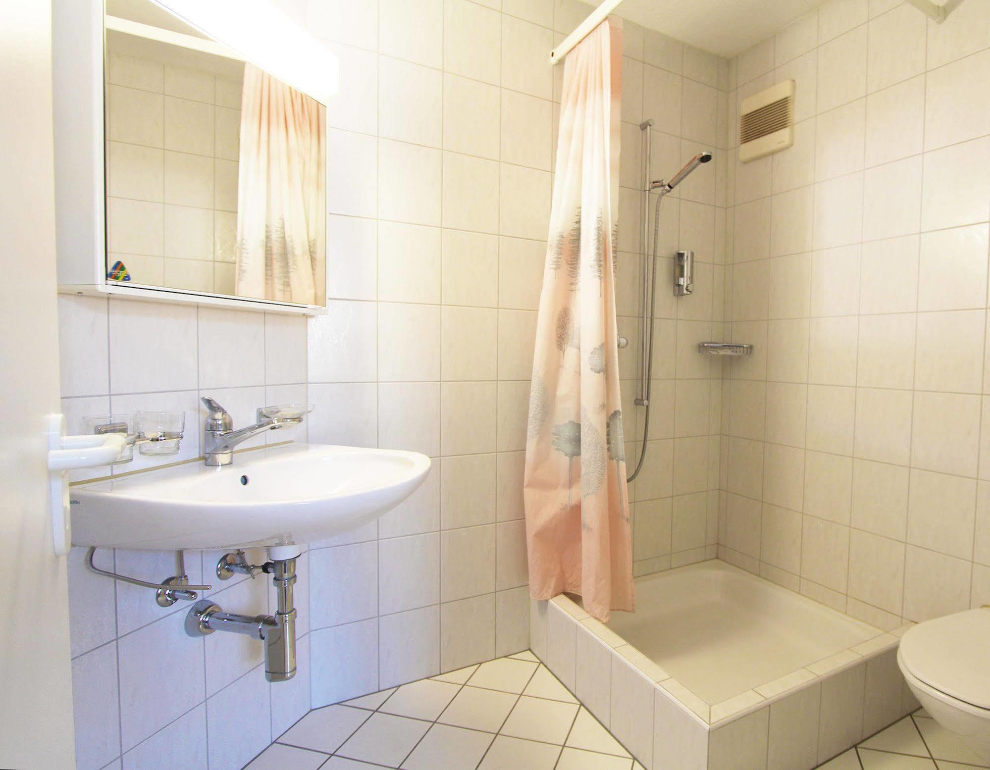 Gasthof Adler Frick Extérieur photo